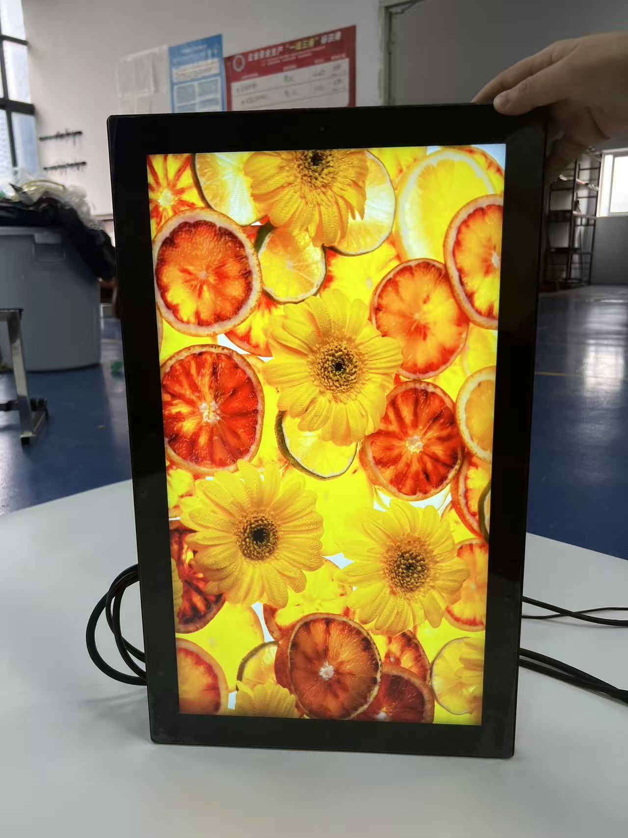 최신 회사 블로그 IP67 방수 산업용 LCD 모니터 야외 사용